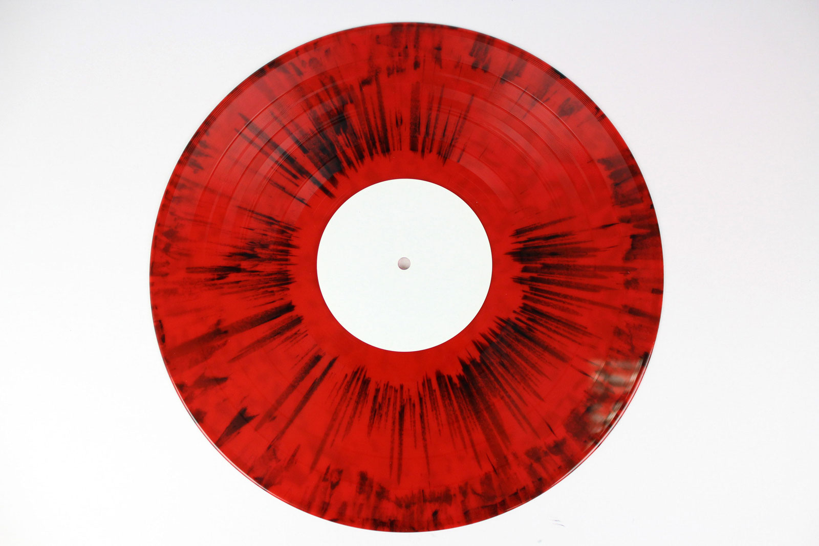 red-opaque / black dust