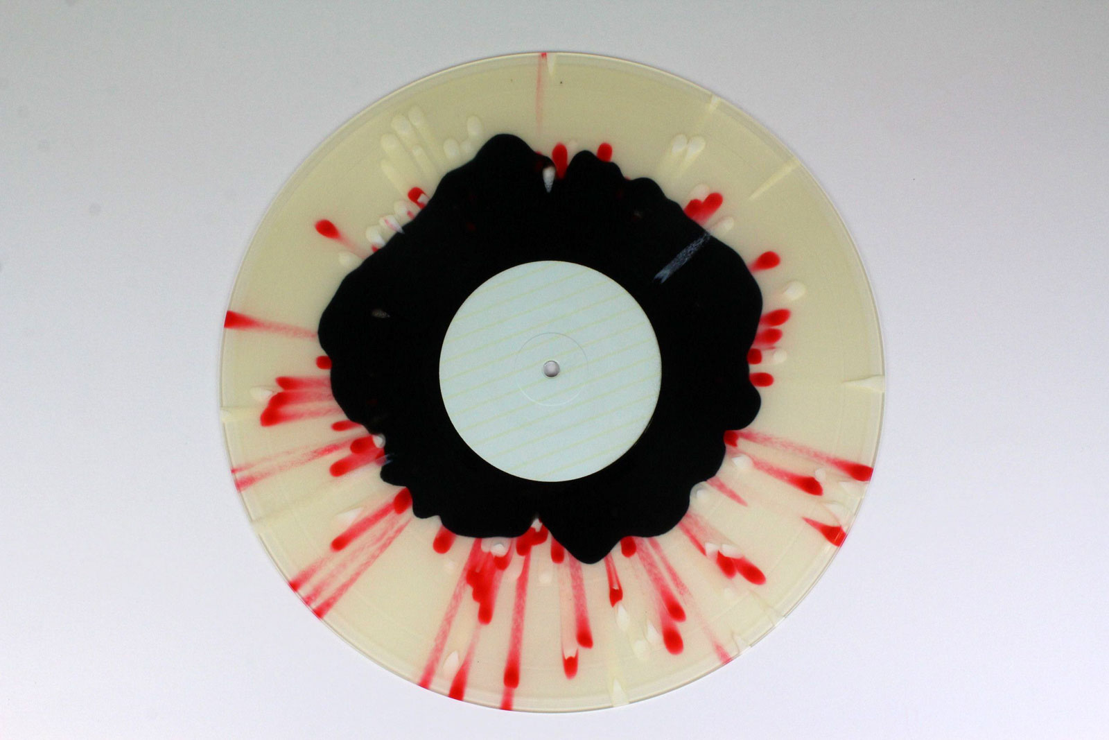 clear / Splatter: white, red-opaque / circle colour: black